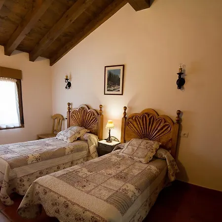 Casa Rural Valdeascas-3
